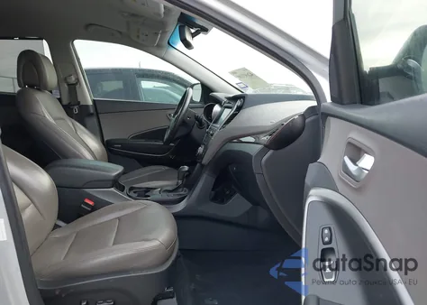 2017 Hyundai Santa Fe Sport 2.4L из США, поврежденный, VIN 5XYZU3LB4HG464876